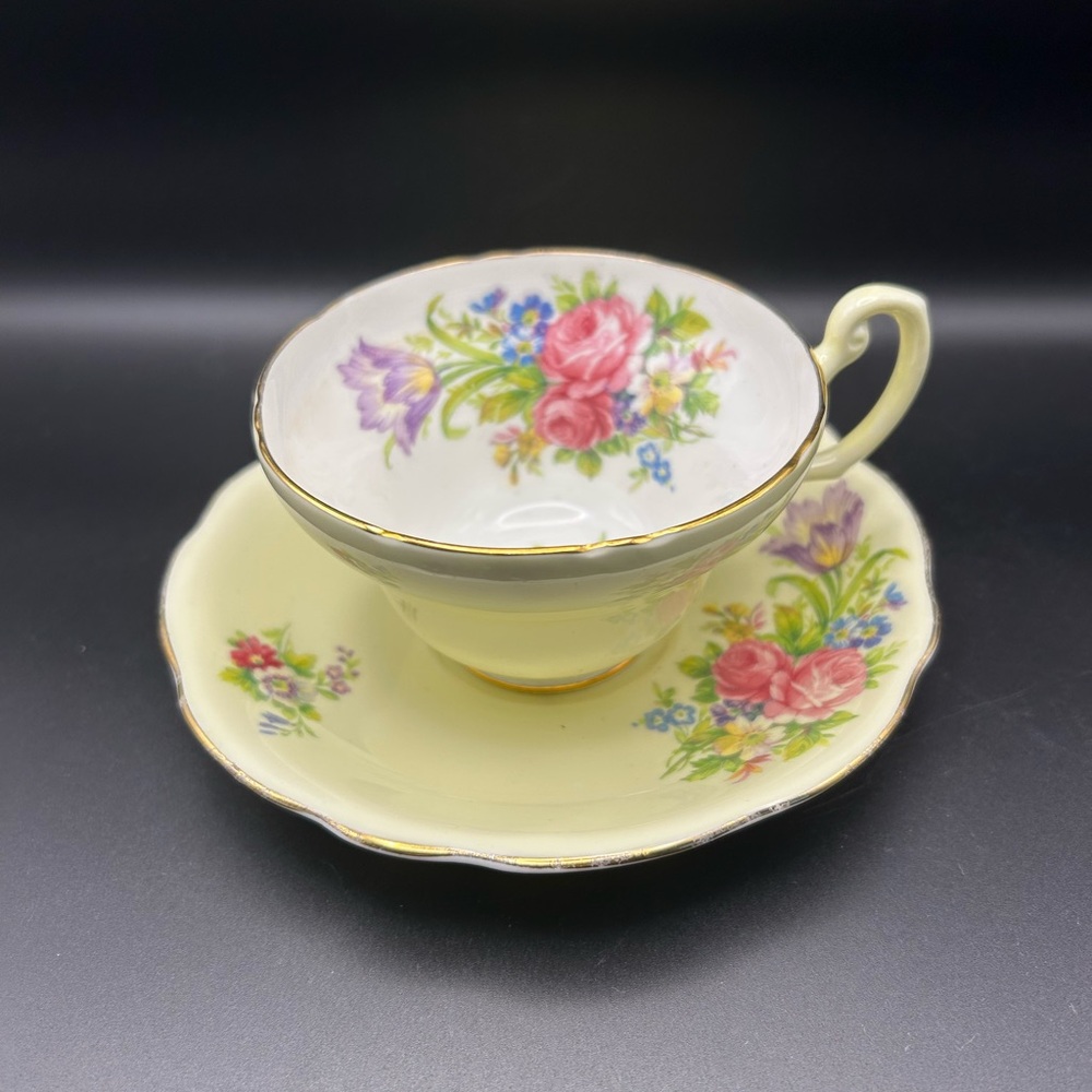 Vintage Foley Tulip Peach Floral Teacup and Saucer Set